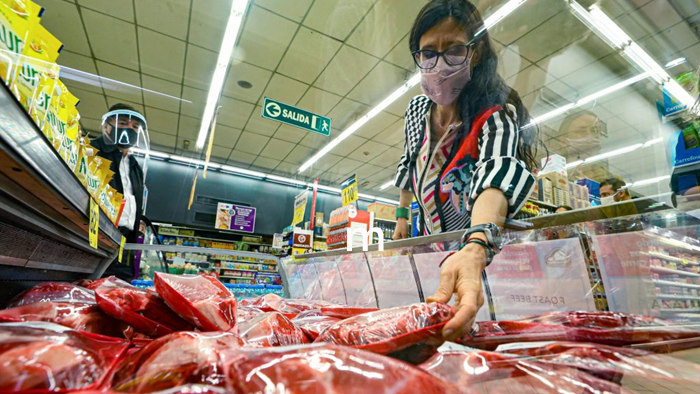 Comer carne en Argentina, más barato que en Brasil, Chile y Uruguay